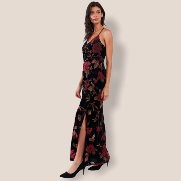 Black Velvet Floral Print Maxi Dress Sugar + Lips - Picture 2 of 5